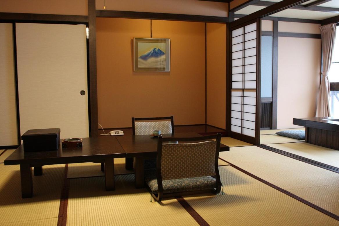 Hiratakan Takayama  Exterior photo